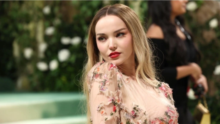 Cirugías plásticas de Dove Cameron