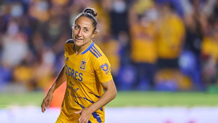 Stephany Mayor con Tigres