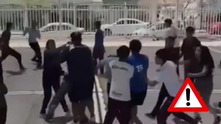 Partido de futbol termina en riña campal al interior de preparatoria de Aguascalientes (VIDEO)