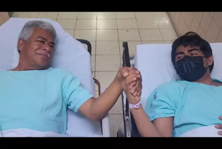 Video-padre-dona-su-riñón-a-su-hijo-que-estaba-a-punto-de-morir-le-salvo-la-vida