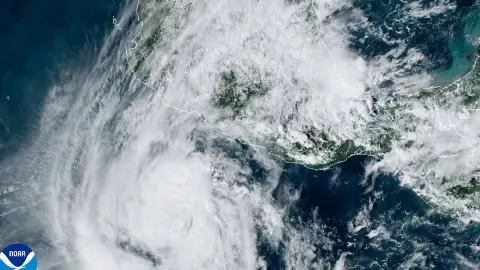 ÚLTIMA HORA_ Kristy evoluciona a Huracán Categoría 1; esta es su trayectoria en vivo