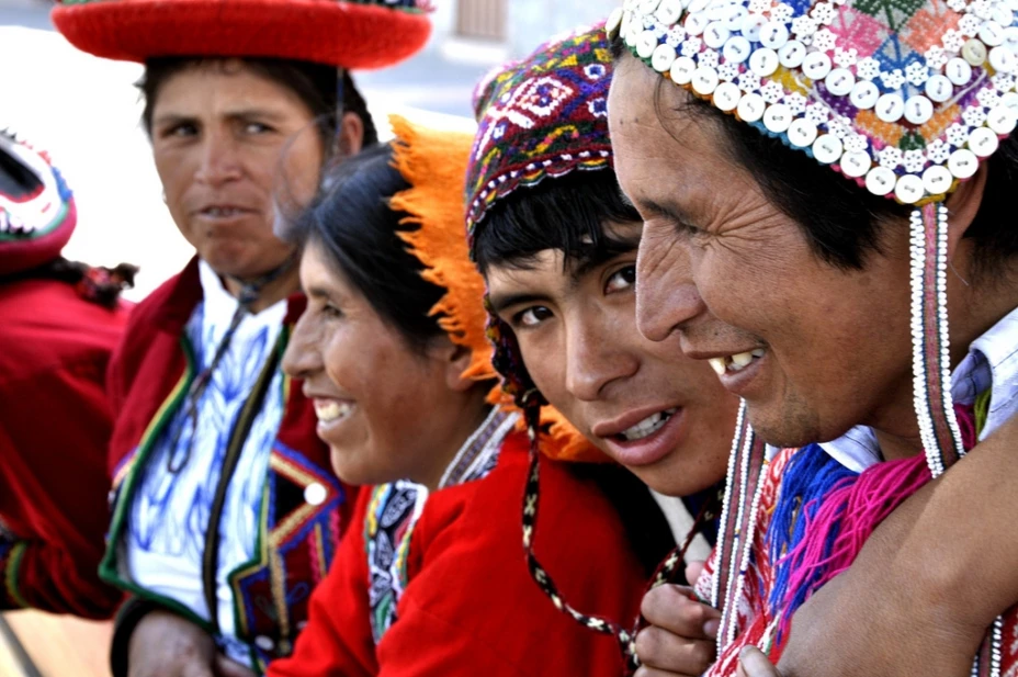 En el mundo existen más de 7,000 lenguas, de las cuales casi la mitad está en riesgo de desaparecer.