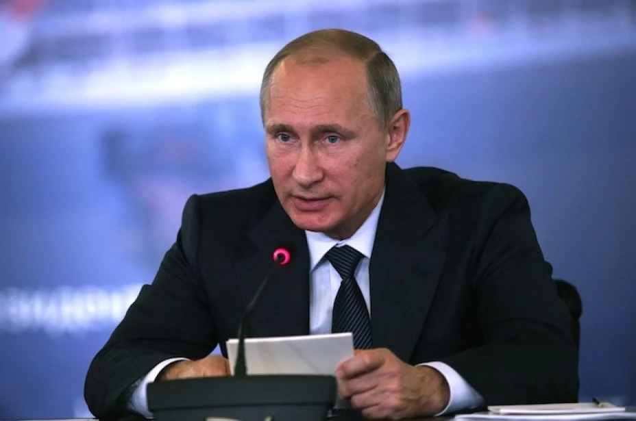 Vladimir Putin logró que Rusia recuperara el 30% de sus activos petroleros gracias a la depreciación del rublo.