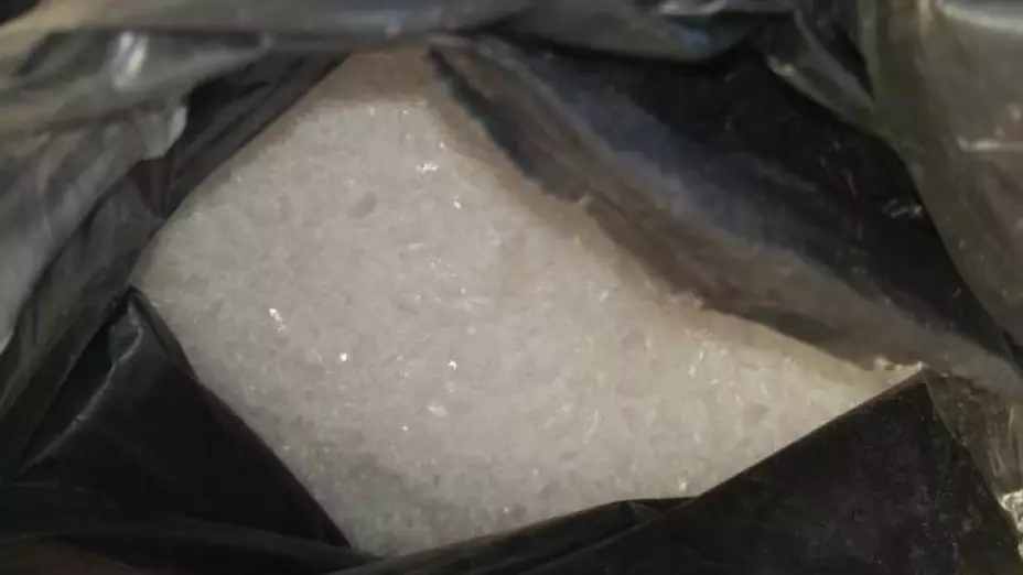 78 kilos crystal.jpg
