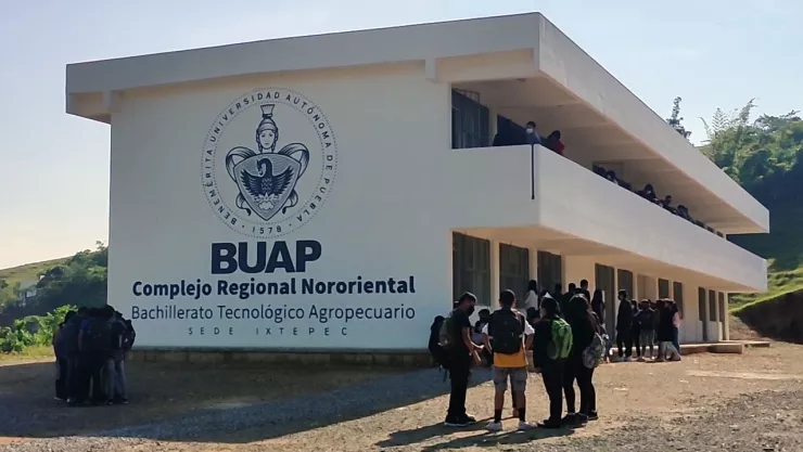 Las instalaciones del Complejo Regional Nororiental de la BUAP.