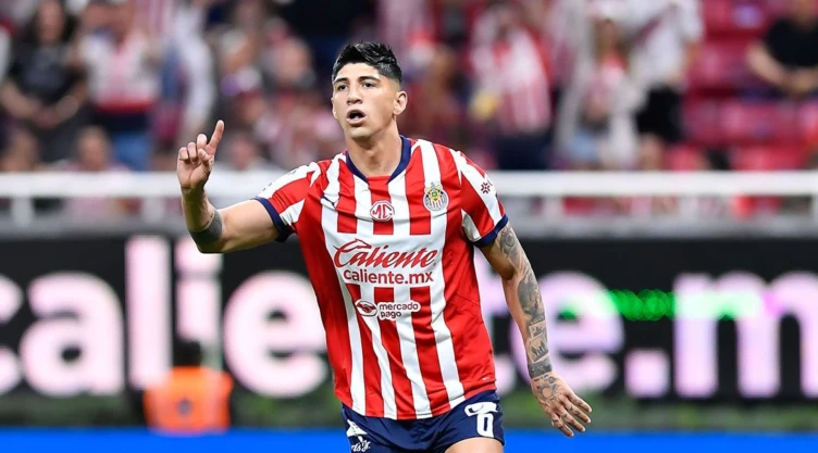 Alan Pulido, jugador de Chivas