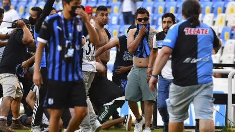Pelea Gallos Blancos Atlas jornada 9 Liga MX