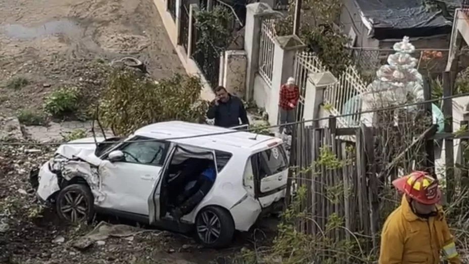 Volcadura en la colonia Hidalgo.jpg