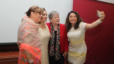 diálogo Alicia Bárcena.jpeg