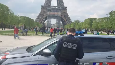 detienen a dos personas por abusar de una mexicana en francia