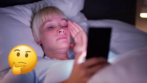 Uso excesivo del celular provoca insomnio y afecta la salud mental