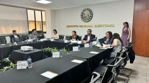 ¿Quiénes serían los moderadores del tercer debate presidencial? INE los perfila