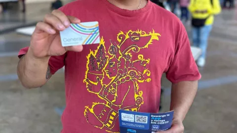 recargar tarjeta qrobus en el oxxo.jpg