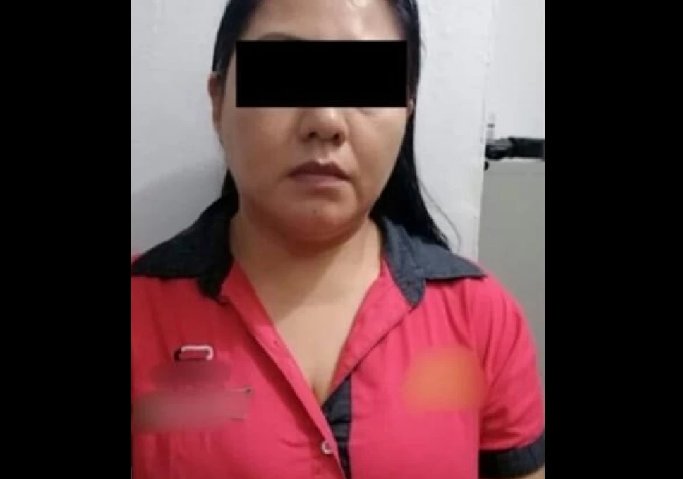 La FGE de Oaxaca confirmó la detención de una maestra acusada por el abuso de cinco menores en el 2007.