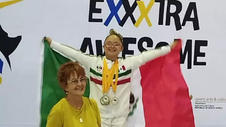 Gimnasta Helena Cárdenas con síndrome de Down, gana medallas de oro en Mundial