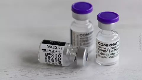 Estas son las dudas más frecuentes sobre la vacuna de COVID-19.