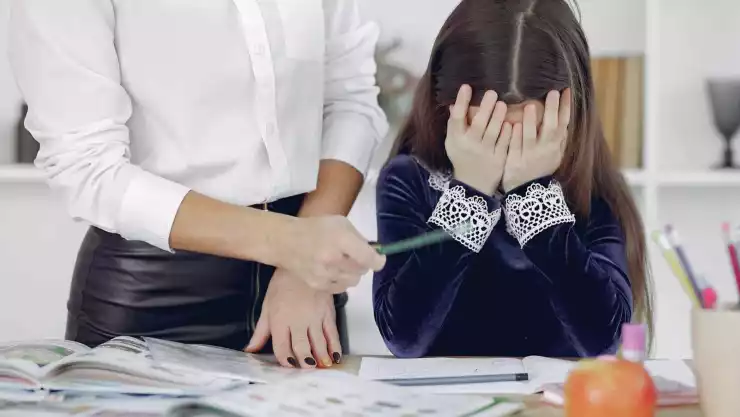 maestra envenena niños kinder china.jpg