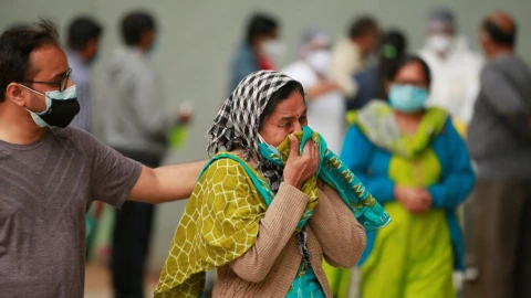 pandemia endemia covid-19.jpg