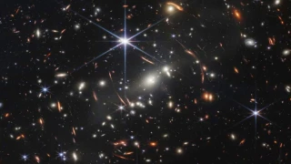 Detectan lo que serían las primeras estrellas del universo.