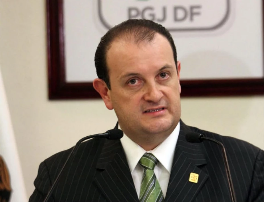 El procurador Rodolfo Ríos Garza, solicitó a la Interpol que emita ficha amarilla para buscar a 12 jóvenes fuera del país