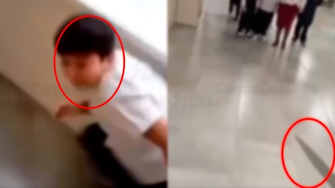 VIDEO Fatal | Adolescente apuñala a un niño de 10 años hasta quitarle la vida al interior de una escuela