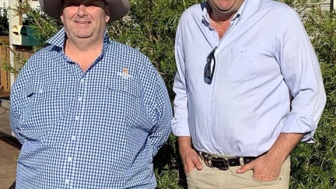 Hombre gordo empleo 3.jpeg