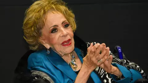 Silvia Pinal hospitalizada por problemas de salud.jpg