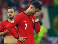 Cristiano Ronaldo se lamenta tras fallar su penal en los tienpos extras.jpg