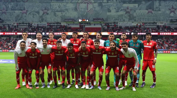 Era jugador de Toluca y acabó siendo leyenda de la lucha libre