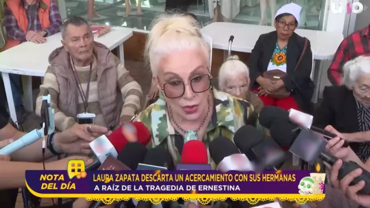 Laura Zapata ora por su hermana Ernestina para que salga de su trance de salud.jpg