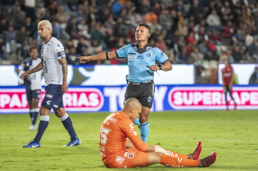 Los dirigidos por Martín Palermo golearon a los Xolos de Tijuana.