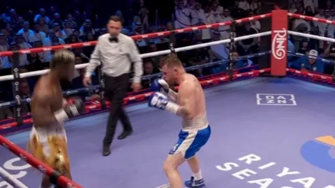 Pelea del Canelo Álvarez en Arabia Saudita