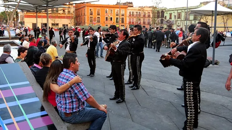Mientras Dorm&iacute;a: Decenas de familias celebran el D&iacute;a del Padre en Garibaldi