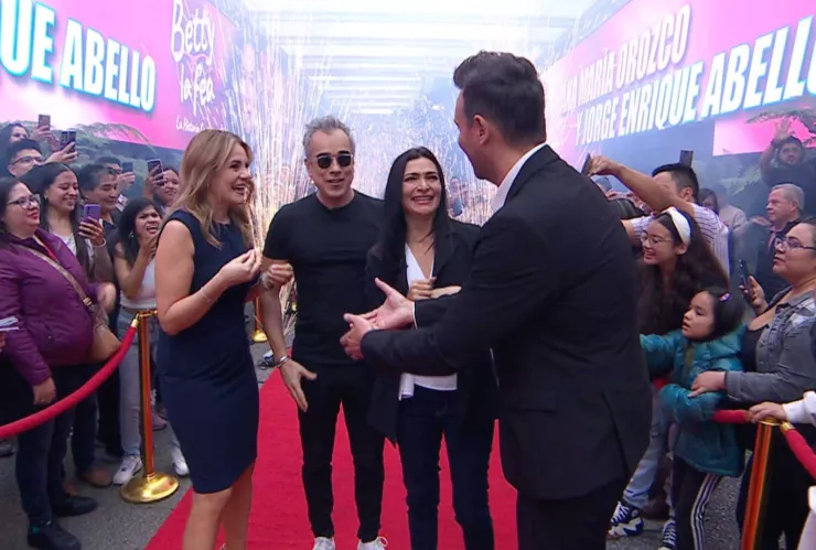 don armando y beatriz pinz&oacute;n visitan venga la alegria