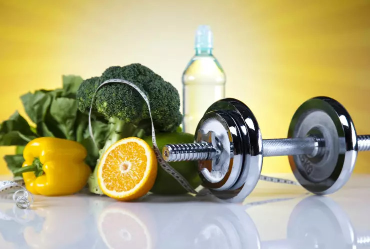 Salud. Este es uno de los débiles puntos del signo del Perro, así que tendrás que estar pendiente de tu salud constantemente. Come, duerme y ejercítate de manera adecuada.