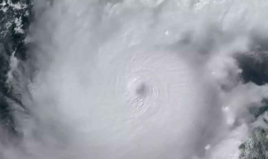 VIDEO_ ¡impactante! Así luce el ojo del huracán Milton de categoría 5.jpg