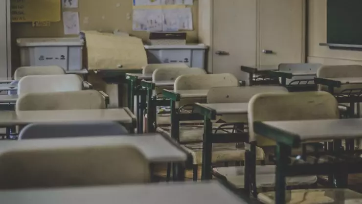 maestra organizaba peleas de alumnos en salon