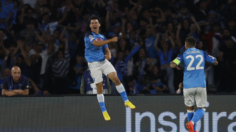 Chucky Lozano celebra su gol ante el Ajax