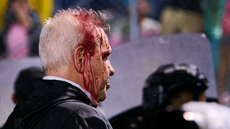 Javier Aguirre agredido