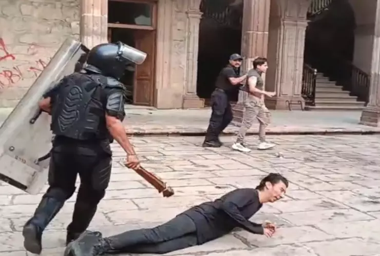 Asesinato alcalde Carlos Manzo_ Liberan a siete detenidos por disturbios en Palacio de Gobierno de Morelia