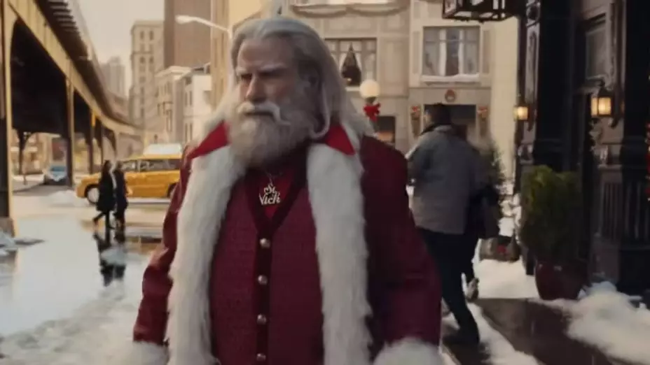 John Travolta como Papá Noel