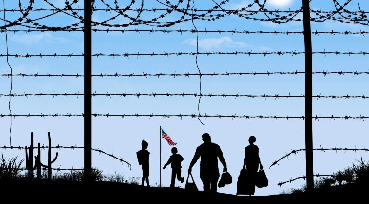 Migrantes cruzan hacia Estados Unidos