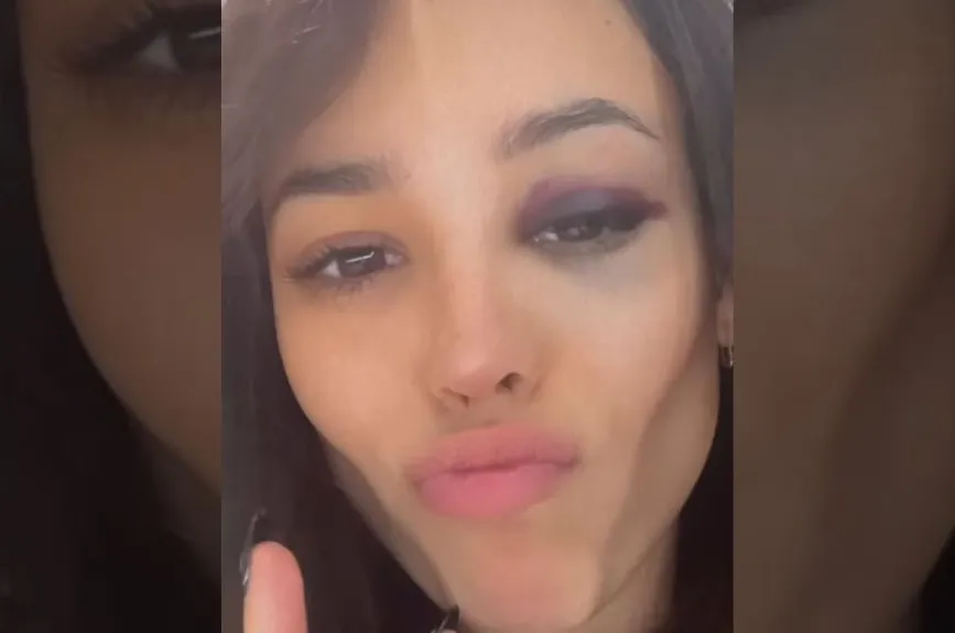Danna Paola moretón.jpg