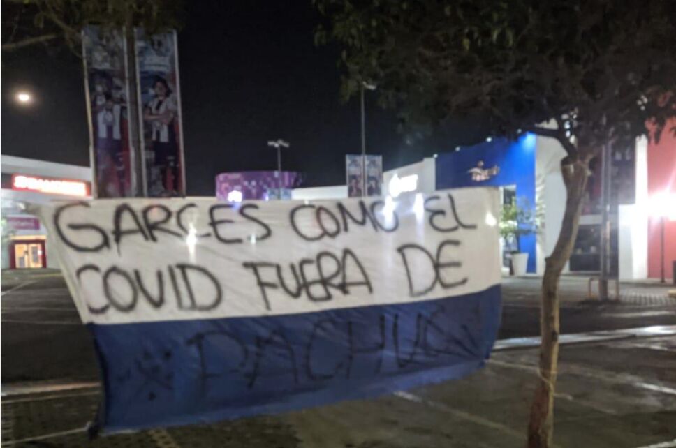 Afición de Pachuca exigió la salida de Garcés