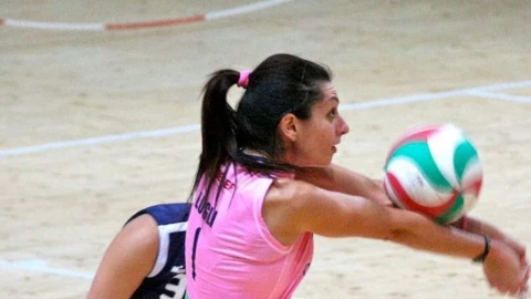 lara lugli voleibol embarazo .jpg