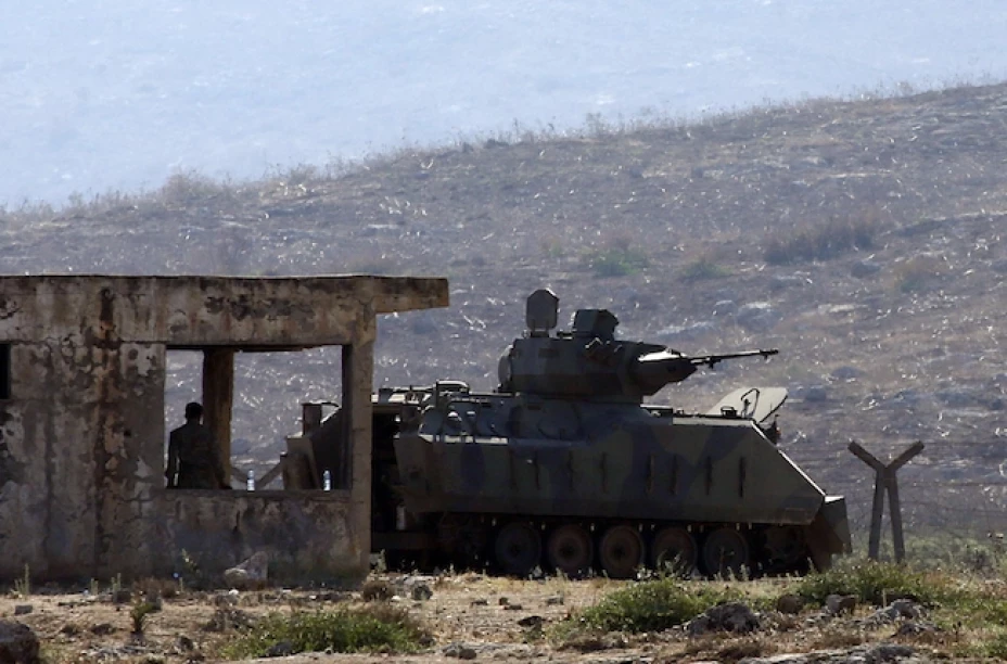 Mientras Israel y EUA hacen pruebas con misiles, los soldados turcos hacen guardia en la frontera con Siria