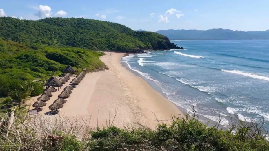 ¿La conocías? La playa nudista en Jalisco que se ha convertido tendencia en redes sociales