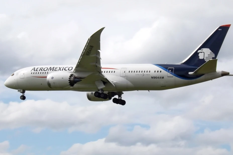 Avión mexicano