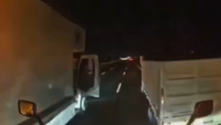 Intentan asaltar a trailero en México-Querétero