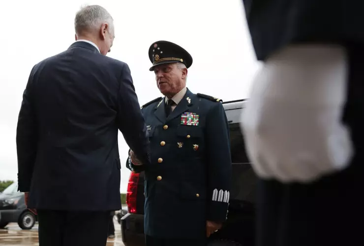 Salvador Cienfuegos fue detenido en california